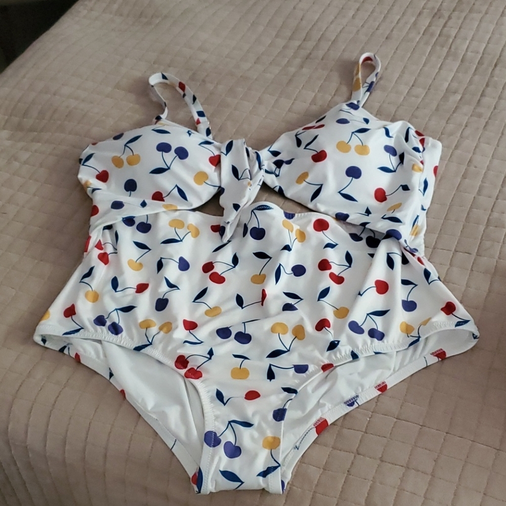 Swimsuit 👙